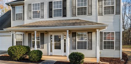 512 Bearbrook  Lane, Gastonia