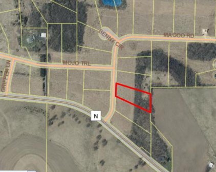 735 Magoo Road, Hudson