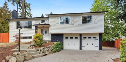 9016 NE 132nd Place, Kirkland