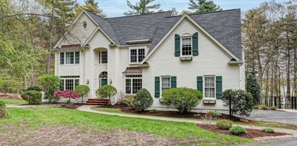 7 Norcross Road, Hopkinton