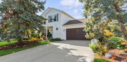 637 Grace Drive, Lake In The Hills