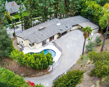 1119  Coldwater Canyon Dr, Beverly Hills