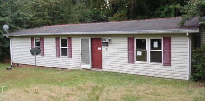 1525 14th St Ne Drive, Hickory