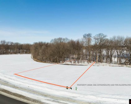 2125 Deerwood, North Mankato