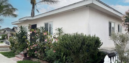 152 W Market Street, Long Beach