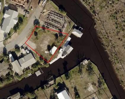 212 Water Dr, Mexico Beach
