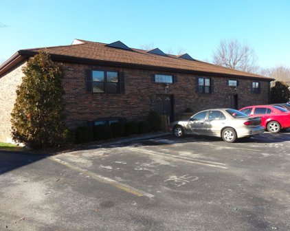 307 Bluebird Dr, Shelbyville