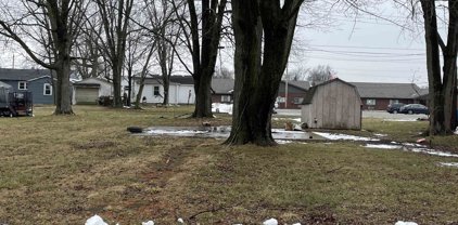 615 E Elm Street, Hartford City