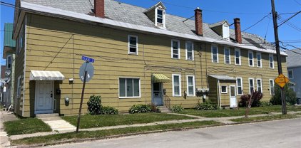 150 Center  Street, Lackawanna-City-140900