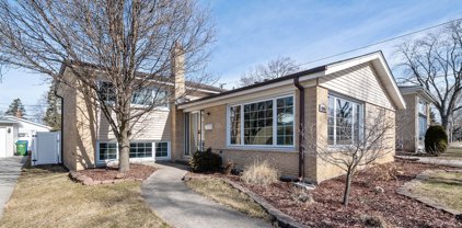 4504 W 101St Place, Oak Lawn