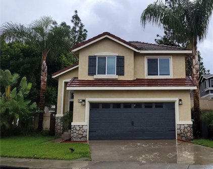 907 Pathfinder Way, Corona