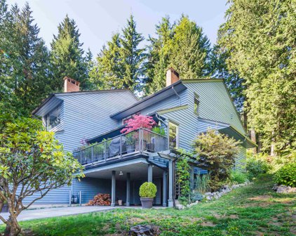 818 Frederick Road, North Vancouver