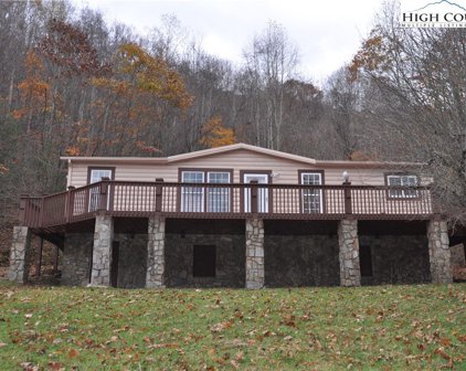 420 Shoaf Lane, Warrensville