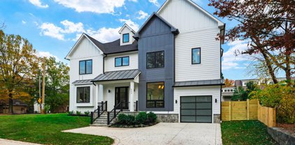 6404 Washington Blvd, Arlington