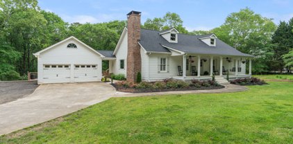 1462 Highway 53, Hoschton