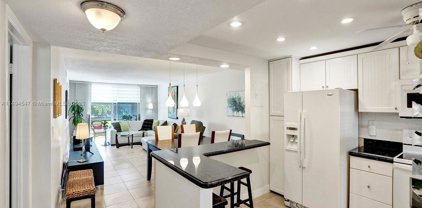 9410 N Hollybrook Lake Dr Unit #104, Pembroke Pines