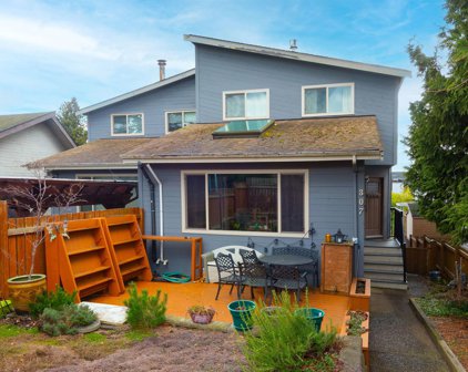 307 E 4th Street, North Vancouver