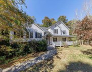 411 Maple Ridge, White image