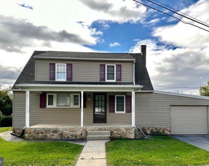 2520 Hafer Road, Fayetteville