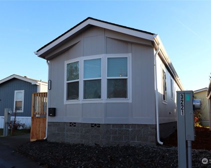 3221 S 182nd Place Unit #217, SeaTac
