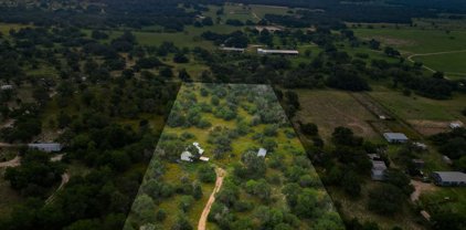 1020 Woodland Hills Rd, Poteet