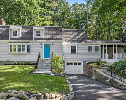 158 Wood St, Hopkinton