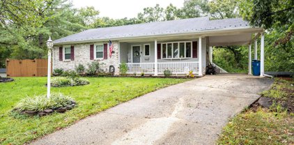 9906 Greenview Ln, Manassas