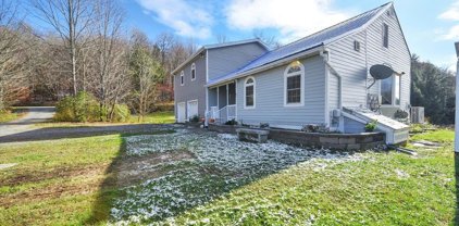6 Beaver Pond Road, Westford
