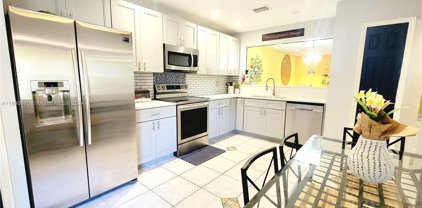 6182 Laurel Ln Unit #B, Tamarac