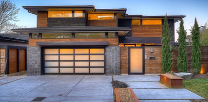 413 N Stadium Way, Tacoma