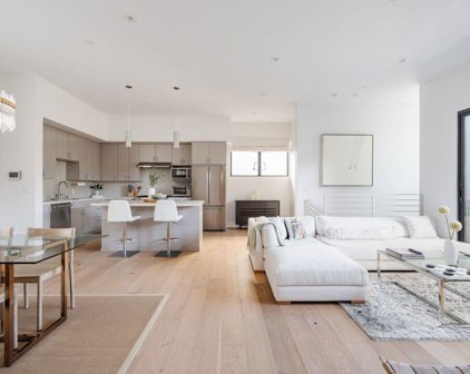 4322 Gentry Avenue Unit 105, Studio City