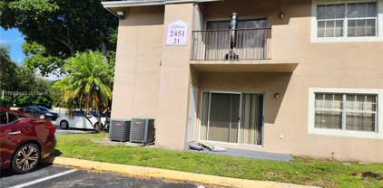 2451 Nw 96th Ter Unit #21E, Pembroke Pines