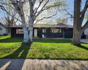 1206 Thresher Dr, Dell Rapids image