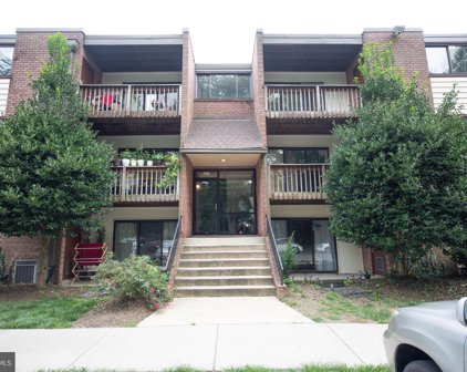 10725 W Dr Unit #304, Fairfax
