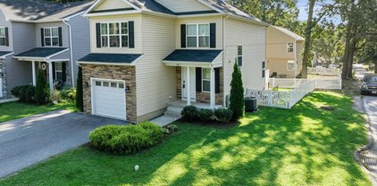 537 Kenmore Rd, Severna Park