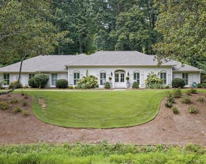 1235 Oakhaven Drive, Roswell