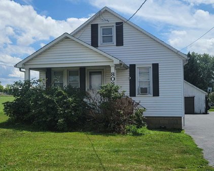 808 State Route 33, Freehold