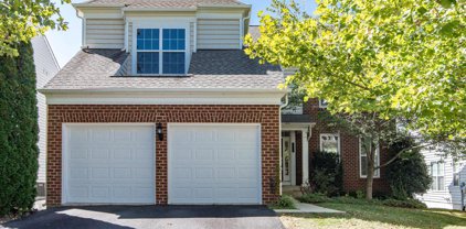 42751 Ravenglass Dr, Ashburn