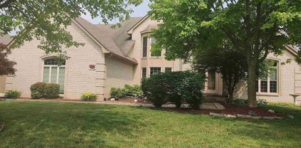 53960 SUTHERLAND, Shelby Twp