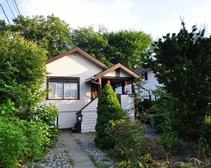 2162 Fraser Avenue, Port Coquitlam