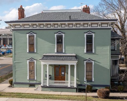 104 N Market Street, Troy