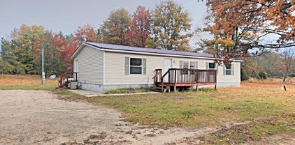 8444 S James Road, Baldwin