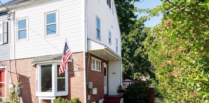 6836 Radcliffe Dr, Alexandria