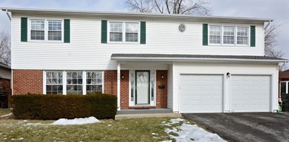 604 W Brittany Drive, Arlington Heights