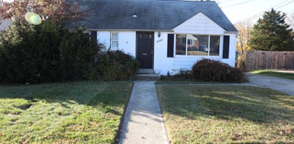 12704 Gould Rd, Silver Spring
