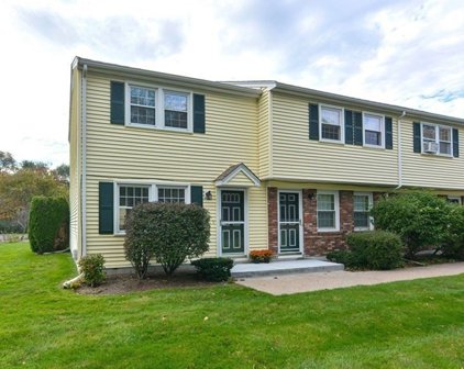 4 George Unit 4A, Plainville