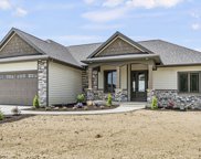 554 Sandringham Pass, Fort Wayne image