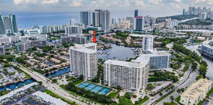 2500 Parkview Dr Unit #821, Hallandale Beach