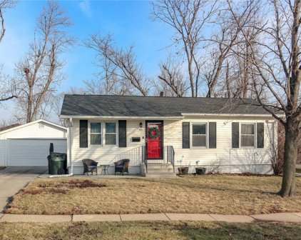 53 Fleetwood Nw Road, Cedar Rapids
