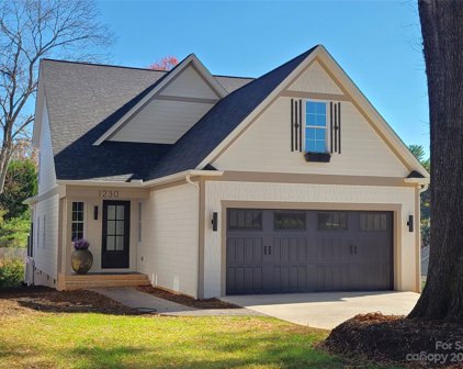 1230 6th Nw Street, Hickory